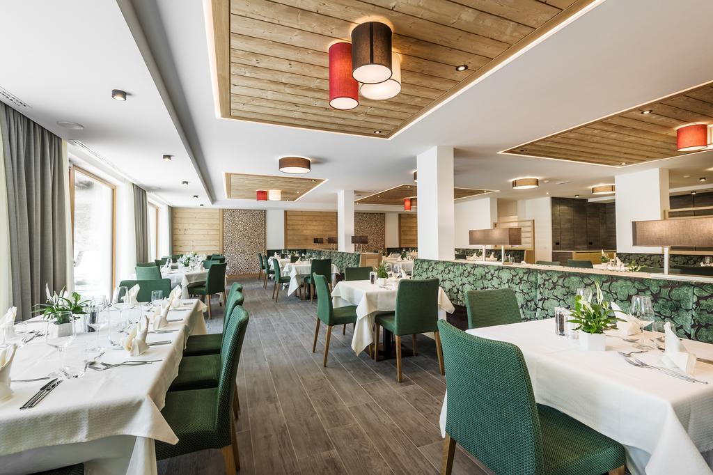 Hotel Miramonti Бадия Экстерьер фото